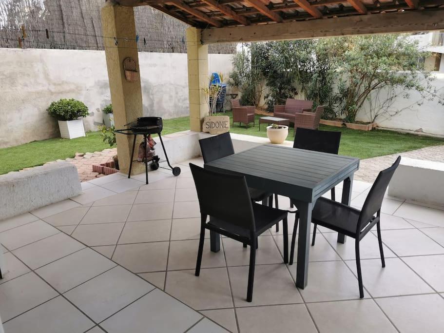 Villa Sidonie : Jardin+Jacuzzi En Ete, Plage A 17Min A Pied Марсилия Екстериор снимка